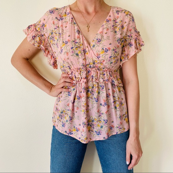 Jessica Simpson Ruffle Floral Peplum v neck blouse Top - Picture 4 of 7